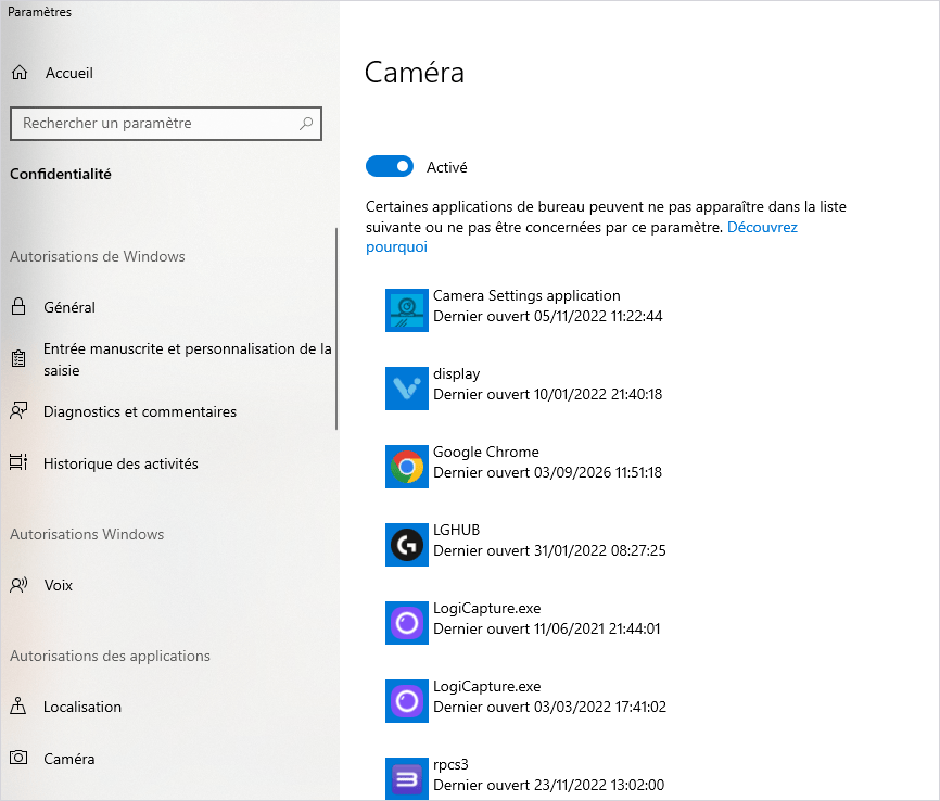 Panneau des autorisations caméra de Windows 11 listant les applications ayant accès à la webcam