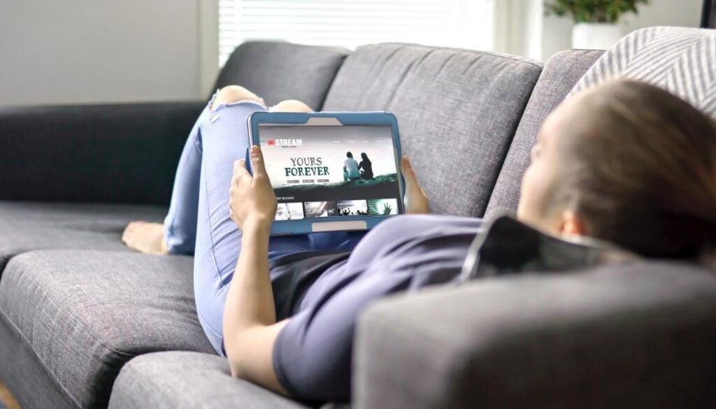 Les meilleurs sites de streaming gratuits en 2022 pour regarder des séries et des films