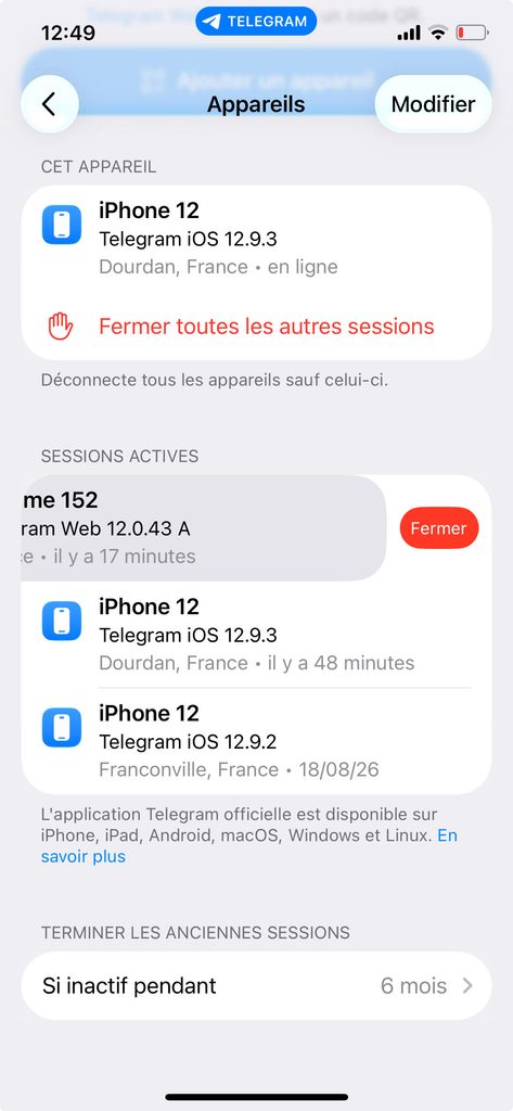 Liste des sessions actives Telegram avec une session de navigateur balayée pour être fermée