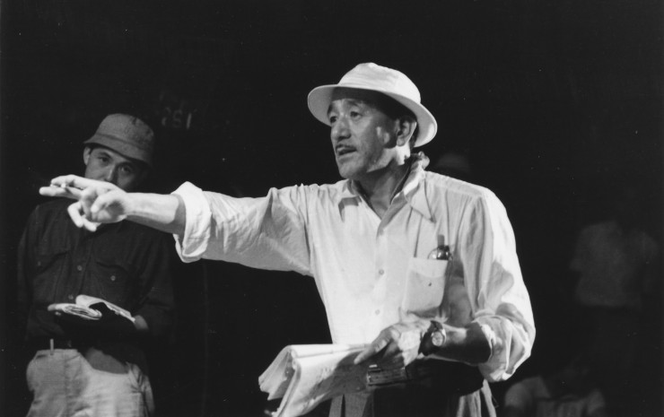 OZU Yasujiro en plein tournage (1953)